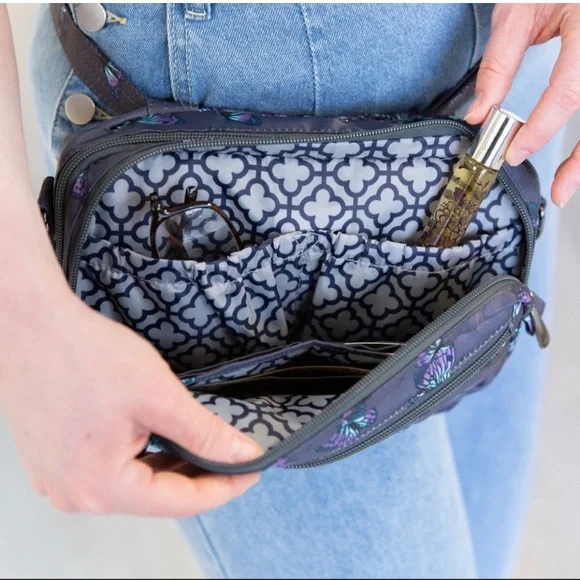 NWT Lug Butterfly Crescendo Convertible Shopper/Crossbody - Picture 4 of 9